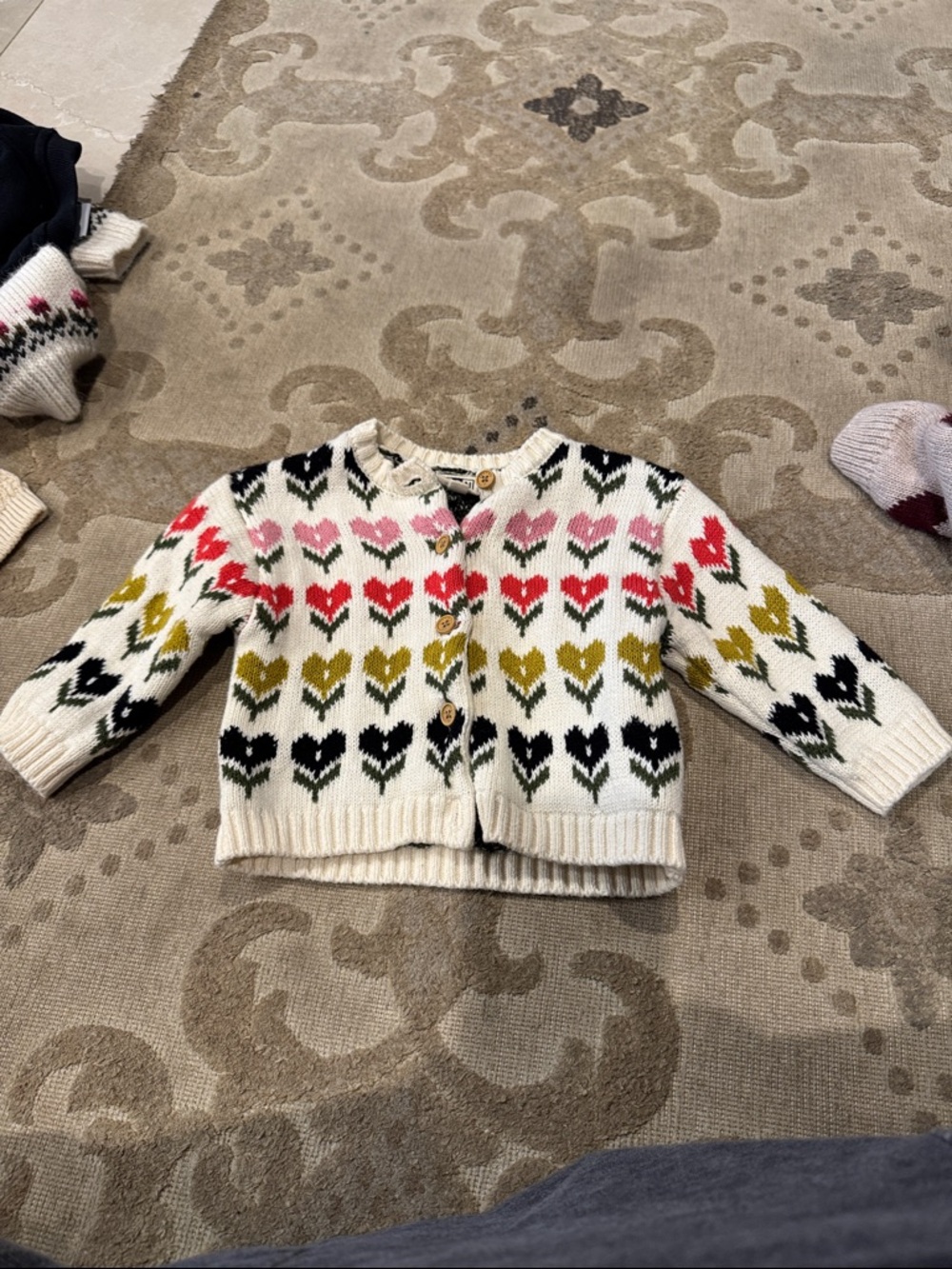 Cream Heart-Pattern Knit Cardigan - Kids